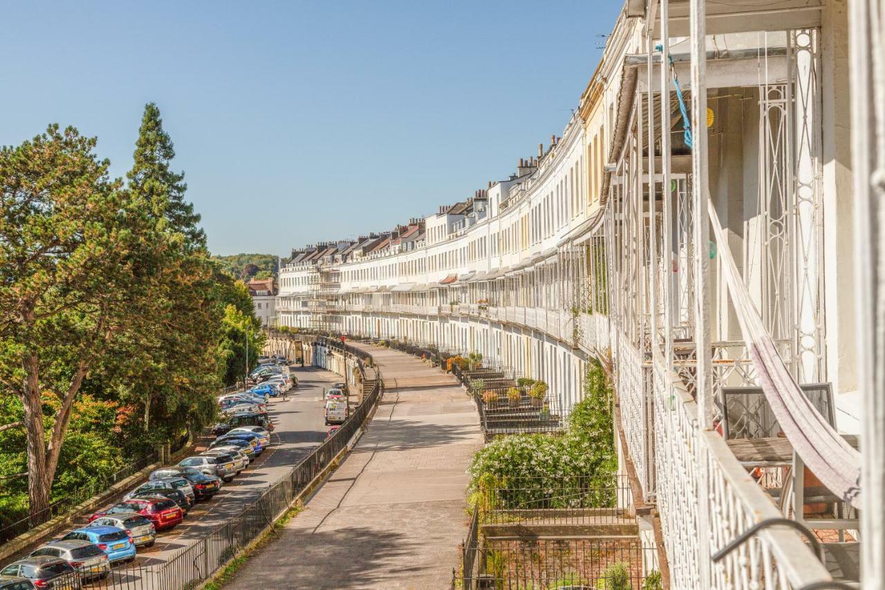 Elegant Period Clifton Balcony - Simplycheckin Apartment *